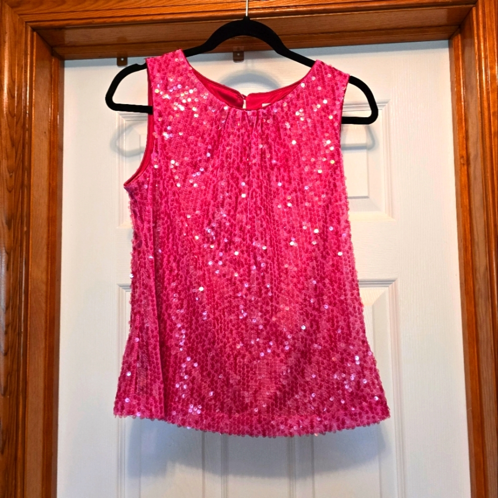 Hot pink sequin tank top in excellent pre-owned condition size small